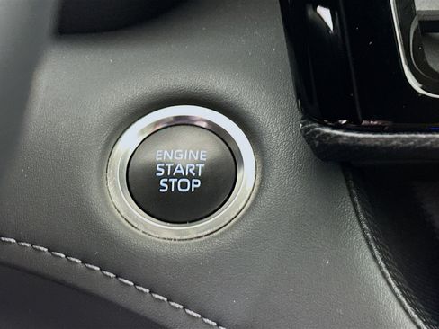 Used 2025 Toyota Highlander XSE image 20