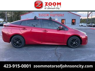 Used 2017 Toyota Prius Three w/ Carpet Mat Package FWD video 1