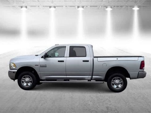 Used 2015 RAM 2500 Tradesman w/ Chrome Appearance Group AWD/4WD image 5
