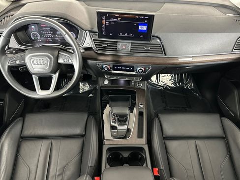 Used 2023 Audi Q5 e Premium Plus w/ Premium Plus Package image 12