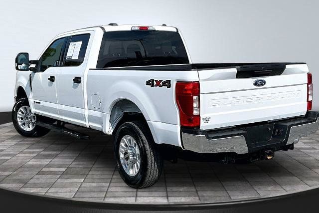 Certified 2022 Ford F350 XLT AWD/4WD image 2