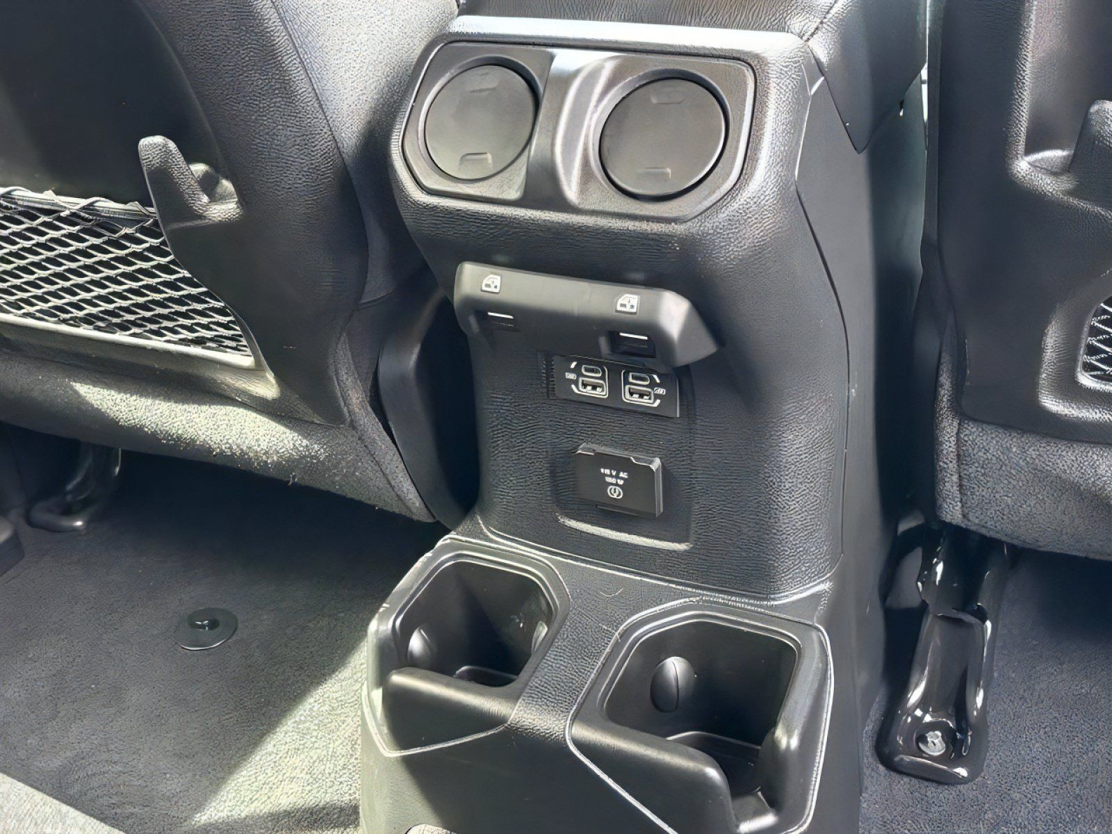 Used 2025 Jeep Wrangler Unlimited Rubicon w/ Steel Bumper Group AWD/4WD image 30