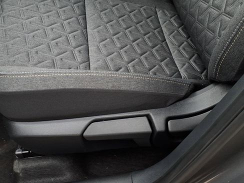 New 2026 Nissan Kicks SV image 13