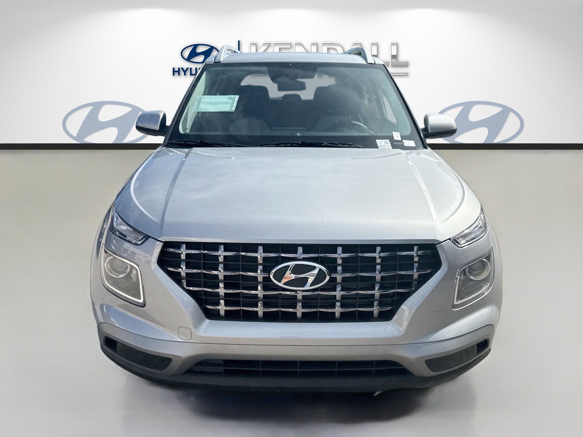 New 2026 Hyundai Venue SEL FWD image 2