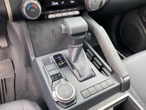 Certified 2025 Toyota Tacoma SR5 image 34