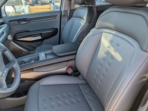 New 2026 Kia EV9 Wind image 24