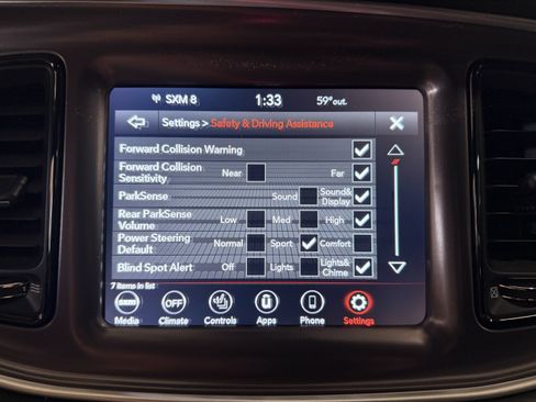 Used 2020 Dodge Challenger SXT w/ Plus Package image 9