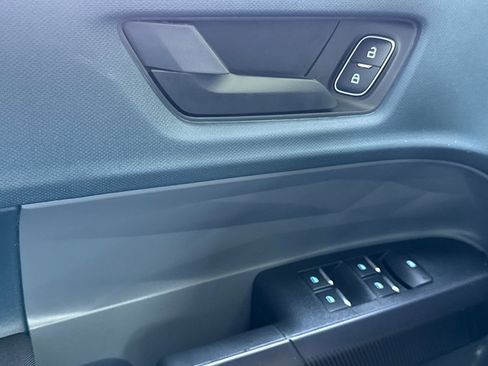 New 2025 Ford Maverick XL image 17