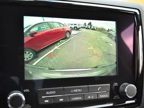 Certified 2024 Nissan Frontier SV w/ Technology Package image 17