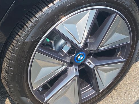 Used 2023 BMW i4 eDrive35 RWD image 22