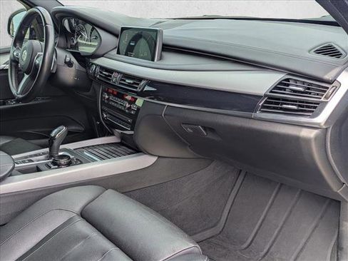 Used 2016 BMW X5 xDrive50i image 22