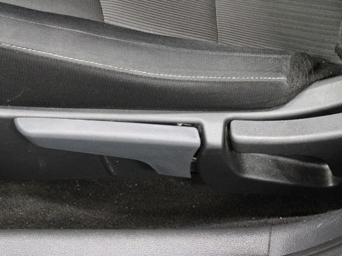 Used 2024 Nissan Sentra SV FWD image 24