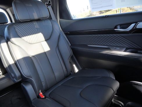 Certified 2025 Hyundai Palisade Calligraphy image 14