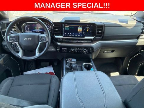 Used 2024 Chevrolet Silverado 1500 RST AWD/4WD image 13