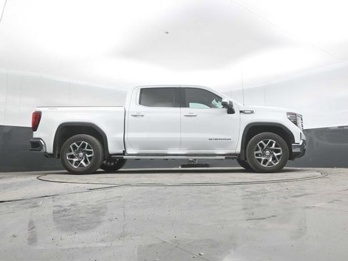 Used 2024 GMC Sierra 1500 SLT w/ SLT Premium Plus Package AWD/4WD image 29