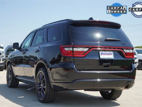 Certified 2023 Dodge Durango SXT w/ SXT Blacktop Group image 6