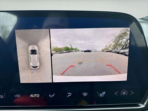 New 2025 Chevrolet Equinox EV RS FWD image 20