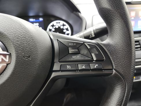 Used 2023 Nissan Altima 2.5 S image 30