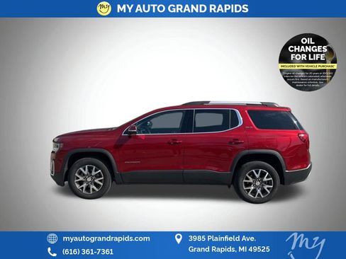 Used 2023 GMC Acadia SLE w/ Driver Convenience Package image 8