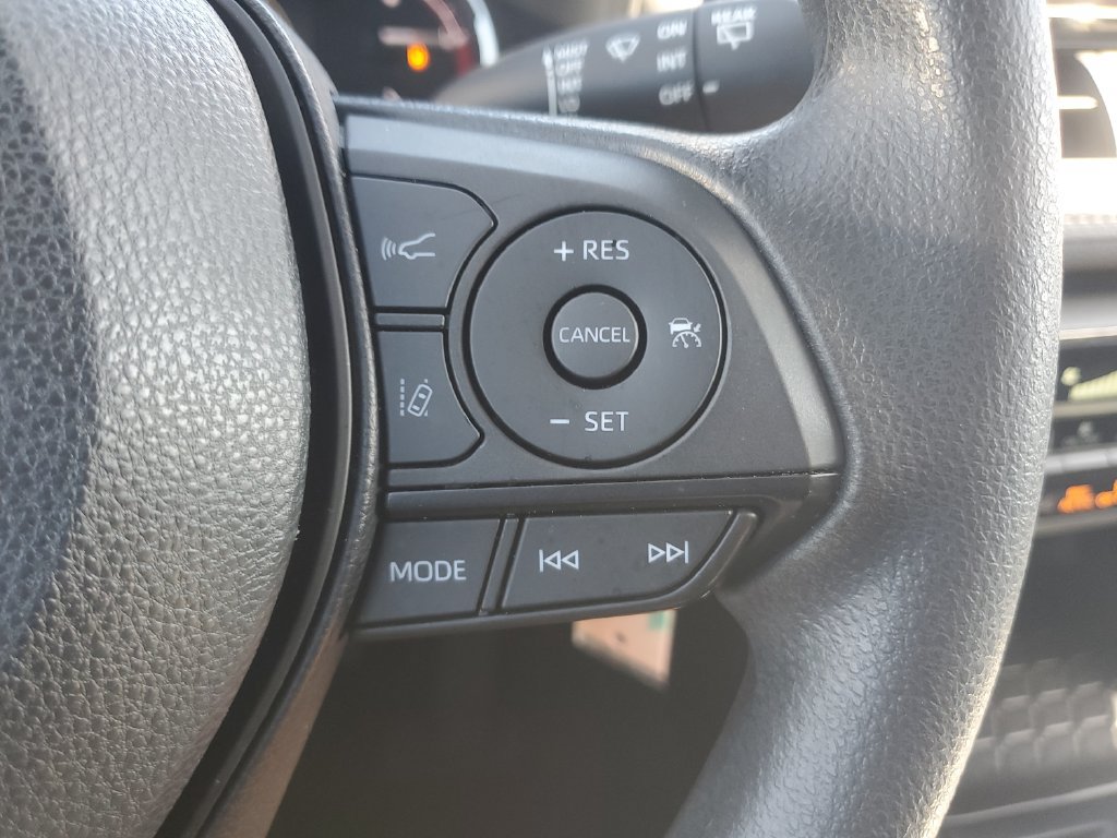 Certified 2024 Toyota RAV4 LE FWD image 20