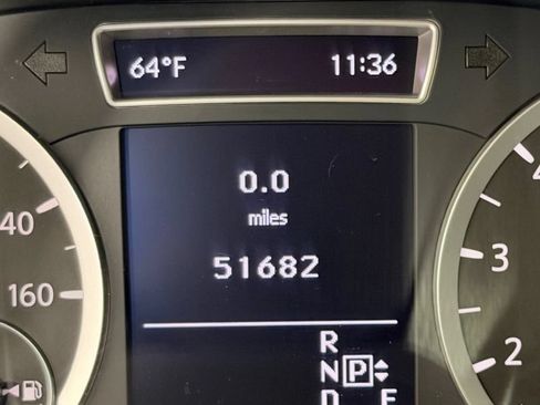 Used 2017 INFINITI QX30 FWD image 41