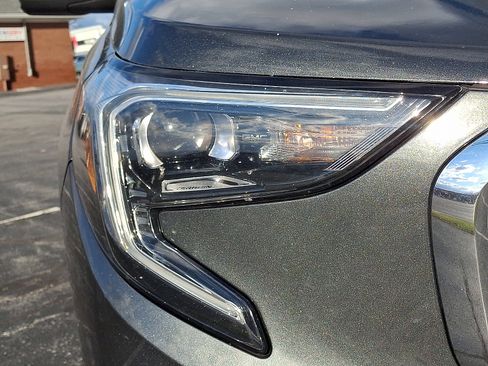 Used 2019 GMC Terrain Denali w/ Comfort Package image 10