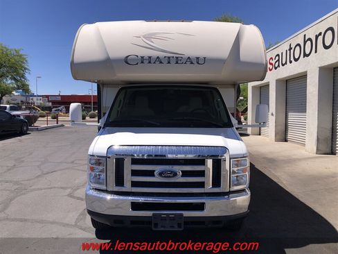 Used 2018 Ford E-350 and Econoline 350 Super Duty w/ Motorhome Prep Package RWD image 3