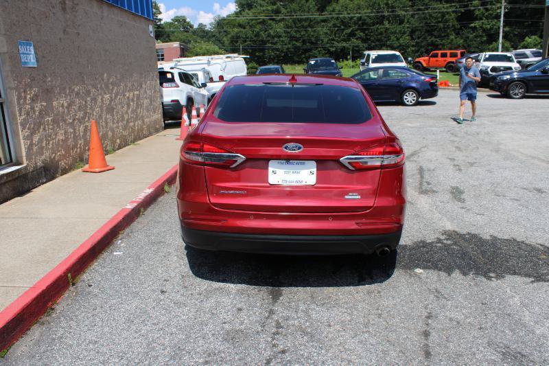 Used 2020 Ford Fusion SE FWD image 5