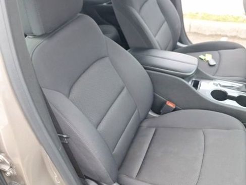 Used 2024 Chevrolet Malibu LT image 24