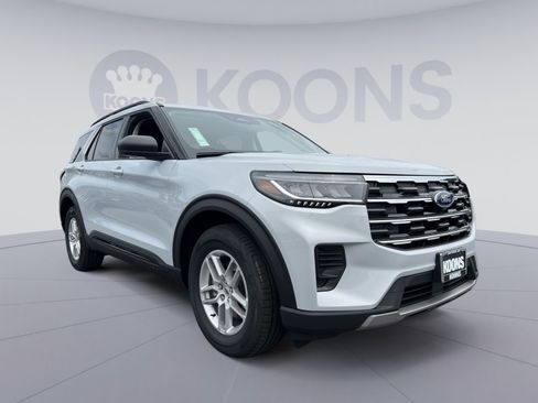 New 2026 Ford Explorer Active AWD/4WD image 10