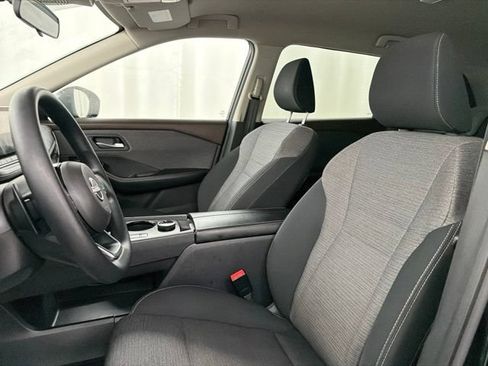 Used 2023 Nissan Rogue SV AWD/4WD image 9