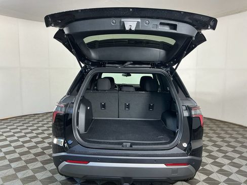 New 2027 Chevrolet Equinox LT AWD/4WD image 7