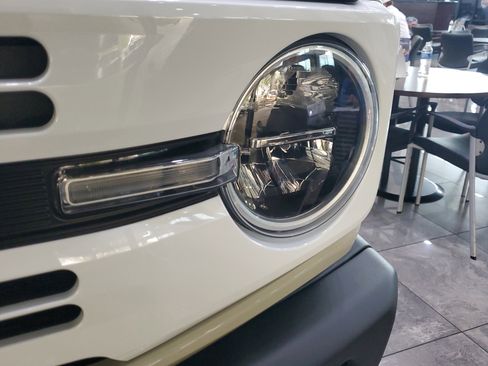 New 2026 Ford Bronco Heritage Edition image 3