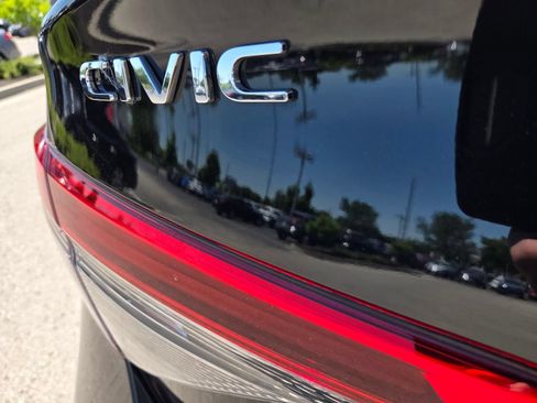 Used 2024 Honda Civic Sport image 14