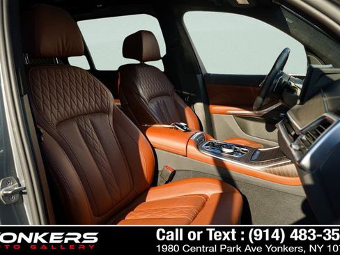 Used 2024 BMW X7 M60i w/ Executive Package image 69