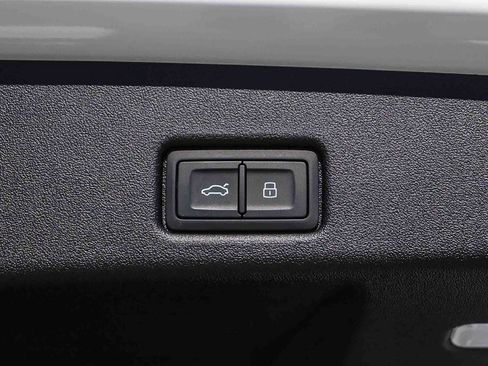 New 2025 Audi Q5 Premium image 37