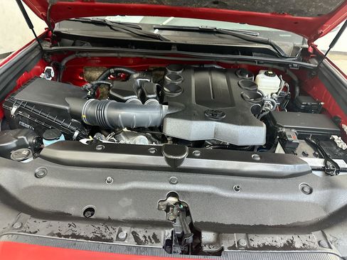 Used 2024 Toyota 4Runner SR5 Premium image 34