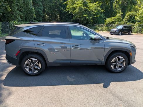Used 2025 Hyundai Tucson SEL AWD/4WD image 5