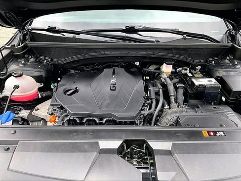 Used 2024 Hyundai Santa Cruz SEL image 9