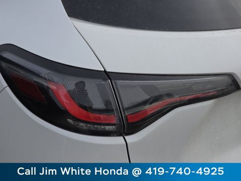 Certified 2024 Honda HR-V Sport image 12