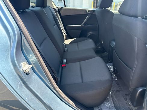 Used 2011 MAZDA MAZDA3 i Sport FWD image 14