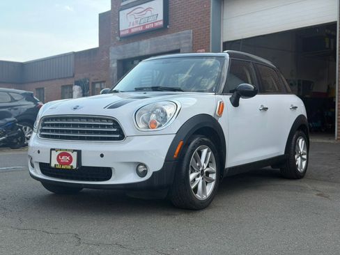 Used 2013 MINI Cooper Countryman image 1