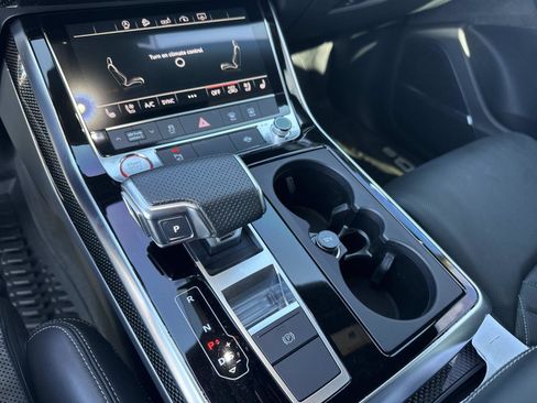 Used 2020 Audi SQ8 Premium Plus w/ Driver Assistance Package image 26