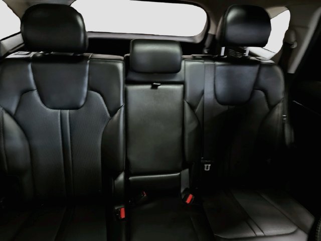 Certified 2023 Kia Sorento S w/ Panoramic Sunroof Package AWD/4WD image 25