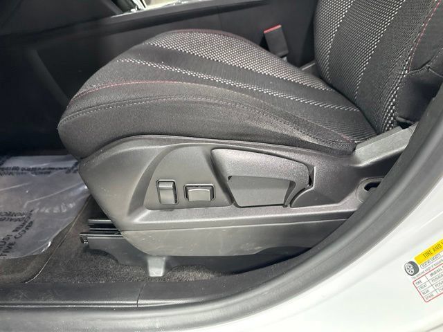 Used 2016 Chevrolet Equinox LT AWD/4WD image 4