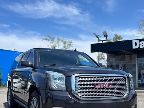 Used 2015 GMC Yukon XL Denali w/ Premium Package AWD/4WD image 2