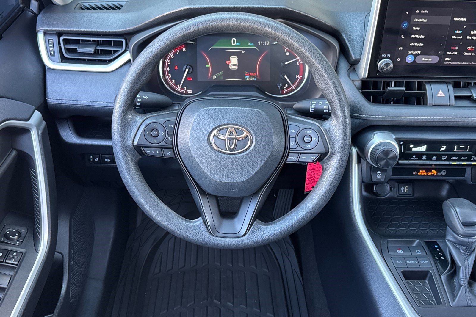 Used 2023 Toyota RAV4 LE FWD image 31