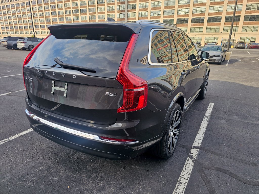 Certified 2024 Volvo XC90 B6 Ultimate AWD/4WD image 31