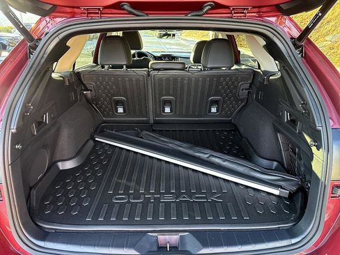 Used 2025 Subaru Outback Limited w/ Popular Package #2 image 11