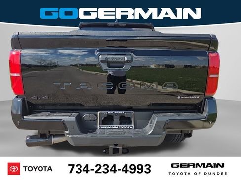 New 2026 Toyota Tacoma TRD Off-Road AWD/4WD image 18